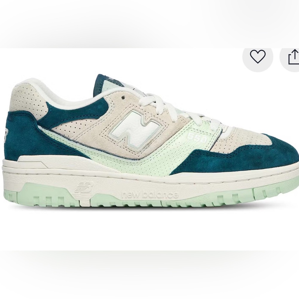 New Balance 550 Sneakers Cream Teal Mint Green Suede Leather Low Top Size 9.5